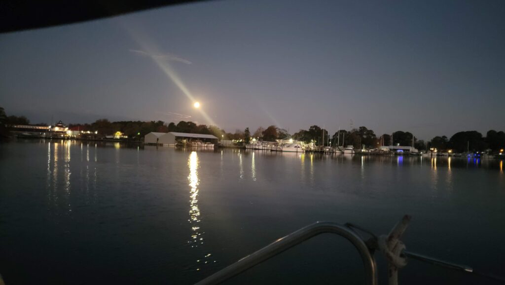 Moonset in Solomons Island